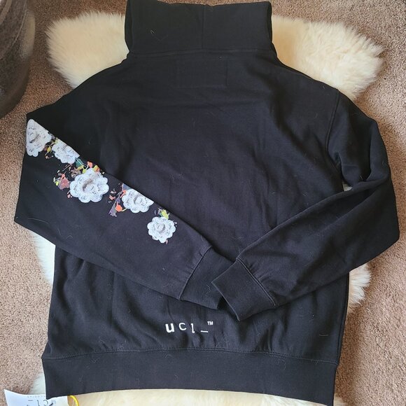 UrbanCoolab "MIND HAS NO GENDER" Unisex Hoodie - NWT - Picture 3 of 6